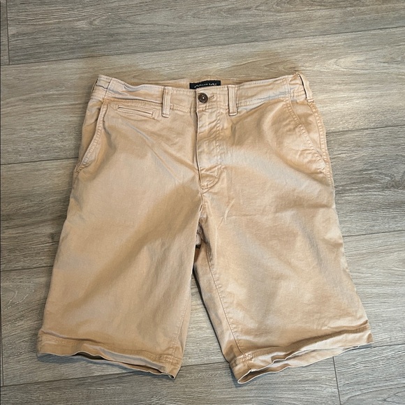 American Eagle Outfitters Other - American‎ Eagle Outfitters Light Tan Flat Front Shorts Waist 30